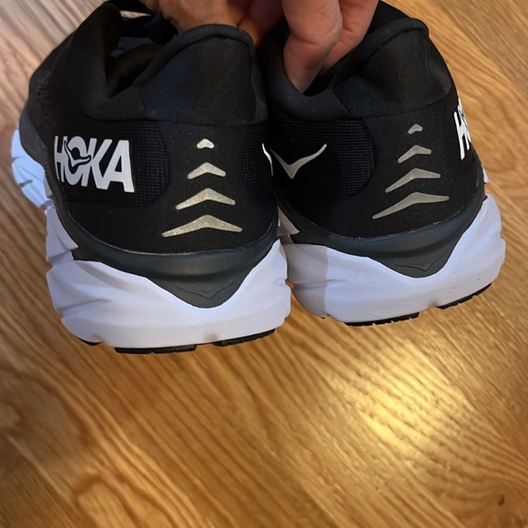 Hoka One One Clifton 8 Black Running Sneaker 8 NEW - Picture 11 of 15